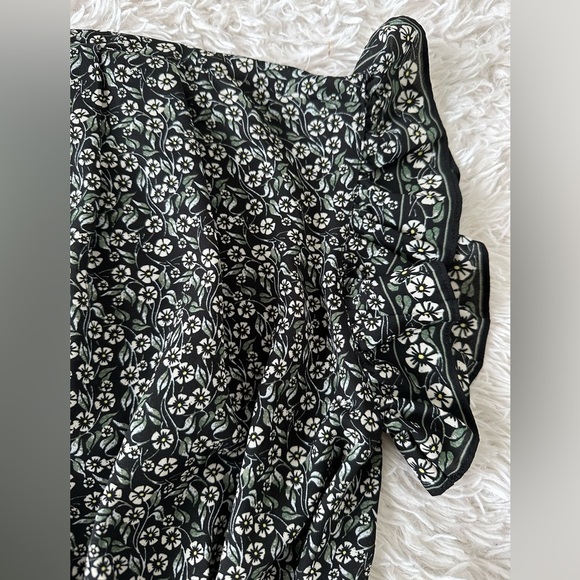 Max Studio Black and White Flutter Sleeve Wrap Blouse - Picture 6 of 9